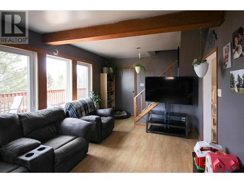 16020 Tupper Village Way, Dawson Creek, BC - Indoor Photo Showing Living Room