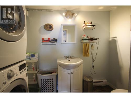 16020 Tupper Village Way, Dawson Creek, BC - Indoor Photo Showing Laundry Room