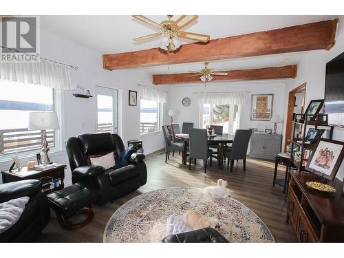 16020 Tupper Village Way, Dawson Creek, BC - Indoor Photo Showing Living Room