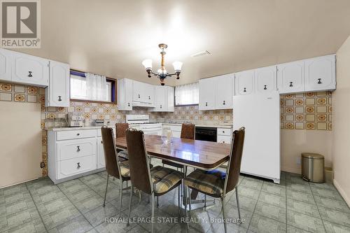 31 Owen Place, Hamilton, ON - Indoor Photo Showing Dining Room