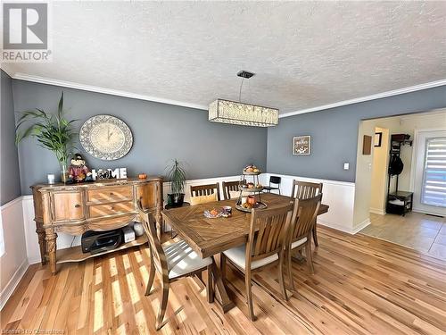 6 Vine Road, Grimsby, ON - Indoor Photo Showing Dining Room