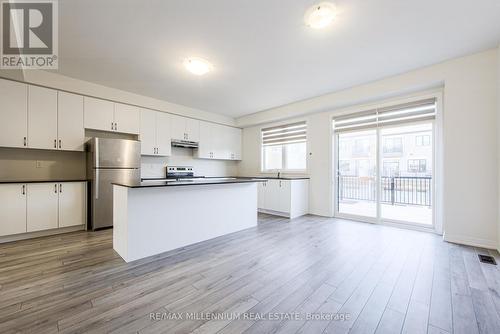 2711 Peter Matthews Drive, Pickering, ON - Indoor Photo Showing Kitchen