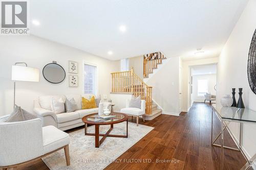 2280 Winlord Place, Oshawa, ON - Indoor Photo Showing Living Room