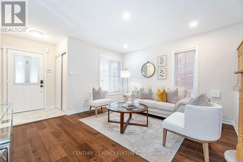 2280 Winlord Place, Oshawa, ON - Indoor Photo Showing Living Room