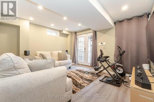 2280 Winlord Place, Oshawa, ON - Indoor