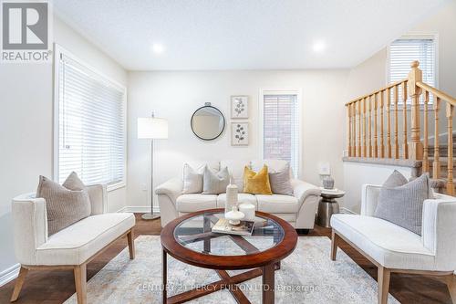 2280 Winlord Place, Oshawa, ON - Indoor Photo Showing Living Room