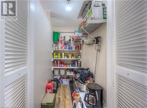 View of pantry - 8 Gerrard Avenue, Cambridge, ON - Indoor