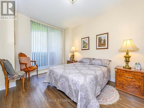 104 - 95 La Rose Avenue, Toronto, ON - Indoor Photo Showing Bedroom