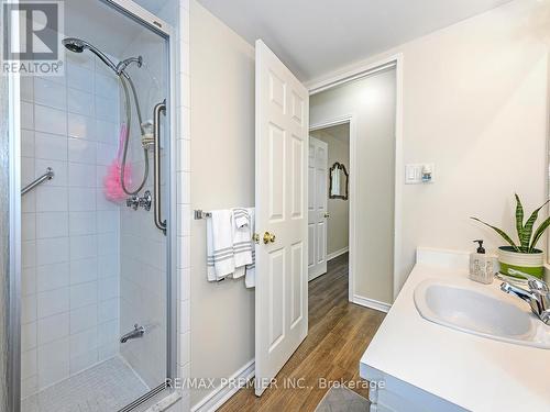 104 - 95 La Rose Avenue, Toronto, ON - Indoor Photo Showing Bathroom