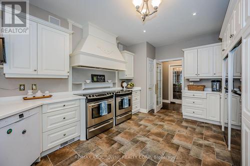 2184 Providence Road, Oakville, ON - Indoor Photo Showing Kitchen