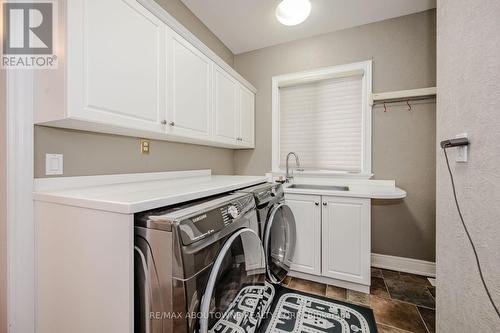 2184 Providence Road, Oakville, ON - Indoor Photo Showing Laundry Room