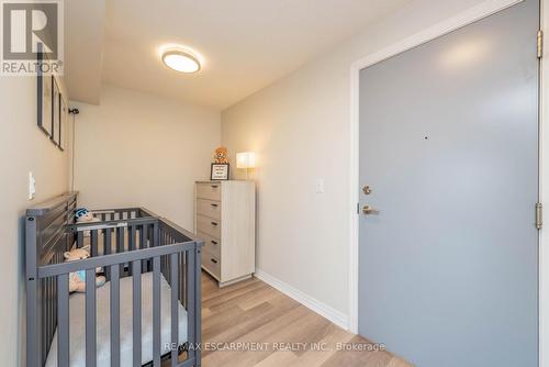 802 - 80 Esther Lorrie Drive, Toronto, ON - Indoor Photo Showing Bedroom