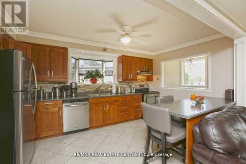 Main - 34 Langwith Court, Brampton, ON - Indoor Photo Showing Kitchen With Double Sink