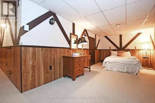 326 Indian Point Road, Kawartha Lakes, ON - Indoor Photo Showing Bedroom