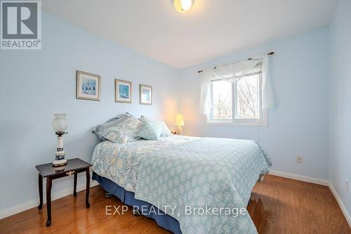 81 Windflower Drive, Kitchener, ON - Indoor Photo Showing Bedroom