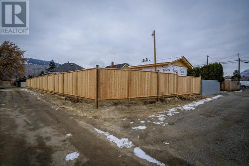 646 Stewart Avenue, Kamloops, BC - Outdoor