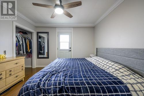 646 Stewart Avenue, Kamloops, BC - Indoor Photo Showing Bedroom