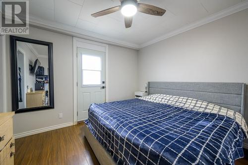 646 Stewart Avenue, Kamloops, BC - Indoor Photo Showing Bedroom