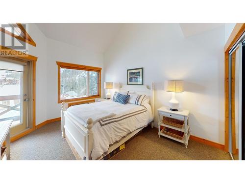 5350 Highline Drive Unit# 2315, Fernie, BC - Indoor Photo Showing Bedroom