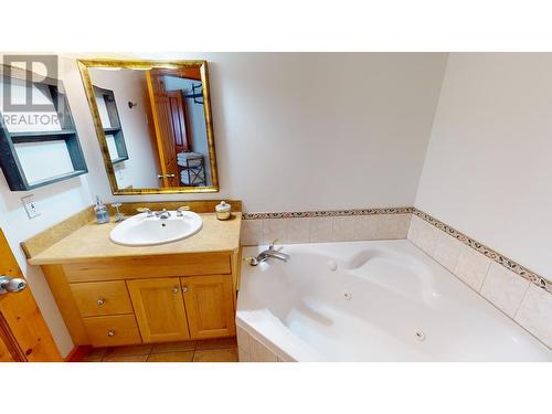 5350 Highline Drive Unit# 2315, Fernie, BC - Indoor Photo Showing Bathroom