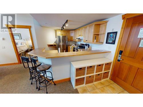 5350 Highline Drive Unit# 2315, Fernie, BC - Indoor Photo Showing Kitchen