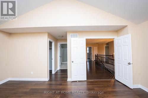 229 Kiwanis Court, Ottawa, ON - Indoor Photo Showing Other Room