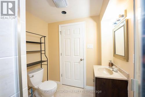 229 Kiwanis Court, Ottawa, ON - Indoor Photo Showing Bathroom