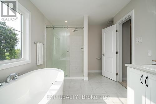 234 Pursuit Terrace, Ottawa, ON - Indoor Photo Showing Bathroom