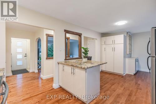 3732 Alderwood Street, Ottawa, ON - Indoor