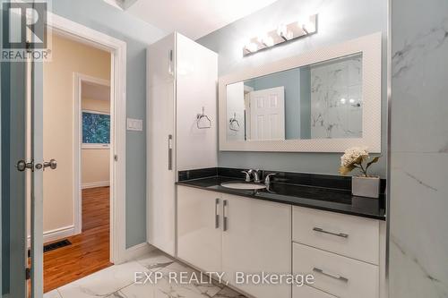 3732 Alderwood Street, Ottawa, ON - Indoor Photo Showing Bathroom