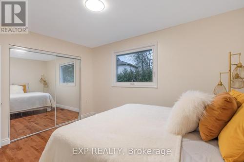 3732 Alderwood Street, Ottawa, ON - Indoor Photo Showing Bedroom