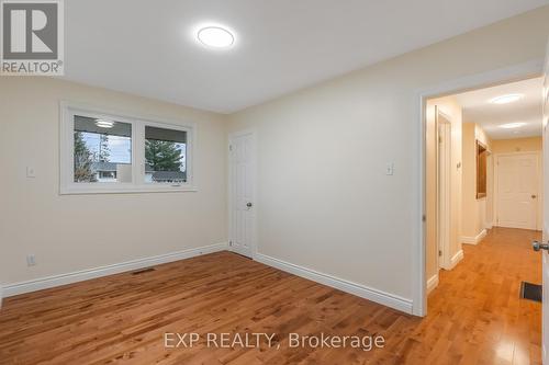 3732 Alderwood Street, Ottawa, ON - Indoor Photo Showing Other Room