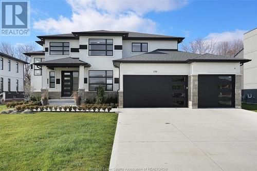 196 Grandview Avenue, Kingsville, ON - Outdoor With Facade