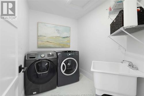 196 Grandview Avenue, Kingsville, ON - Indoor Photo Showing Laundry Room