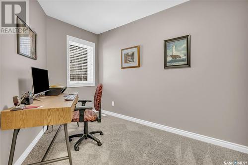 11 4801 Trinity Lane, Regina, SK - Indoor Photo Showing Office