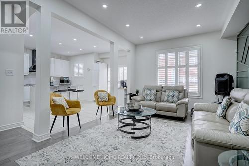 556 Bessborough Drive, Milton, ON - Indoor Photo Showing Living Room