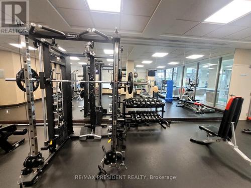 801 - 3504 Hurontario Street E, Mississauga, ON - Indoor Photo Showing Gym Room