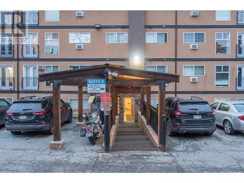 3800 28A Street Street Unit# 315, Vernon, BC -  Photo Showing Garage