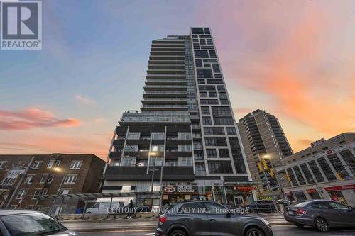 303 - 501 St Clair Avenue W, Toronto, ON - Outdoor With Facade