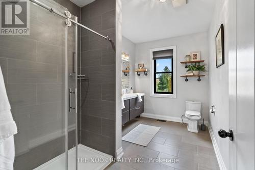 219 Summit Drive, Scugog, ON - Indoor Photo Showing Bathroom