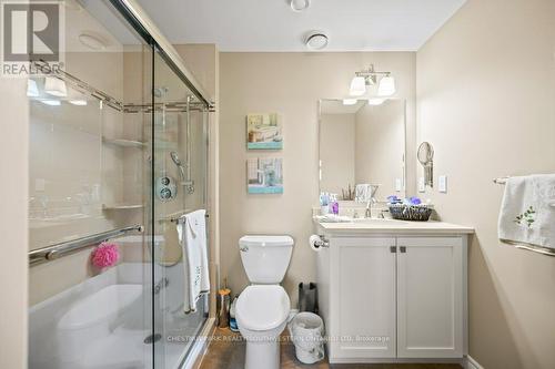 C305 - 65 Bayberry Drive, Guelph, ON - Indoor Photo Showing Bathroom