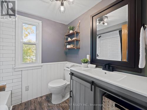 6267 Rainham Road, Haldimand, ON - Indoor Photo Showing Bathroom