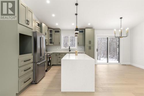 354 Rossmore Rd, Sault Ste. Marie, ON - Indoor Photo Showing Kitchen With Upgraded Kitchen