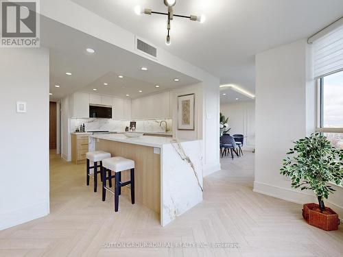 1604 - 1 Clark Avenue W, Vaughan, ON - Indoor Photo Showing Kitchen