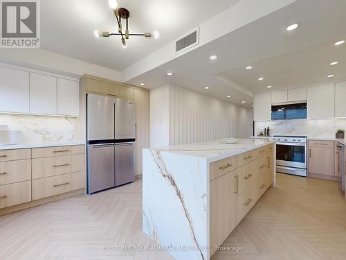 1604 - 1 Clark Avenue W, Vaughan, ON - Indoor Photo Showing Kitchen