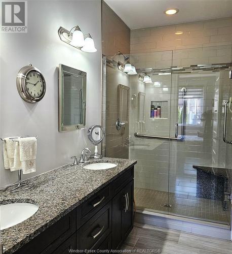 1501 Cypress, Windsor, ON - Indoor Photo Showing Bathroom