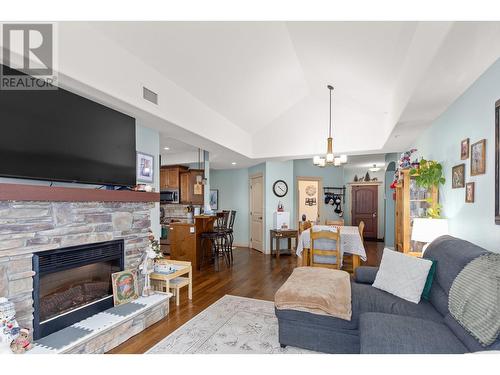 2770 Auburn Road Unit# 308 Lot# 027618897, West Kelowna, BC - Indoor Photo Showing Living Room With Fireplace