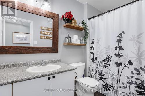 5761 Osgoode Ridge Road, Ottawa, ON - Indoor Photo Showing Bathroom