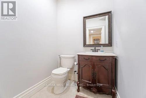 111 Mattucci Court N, Vaughan, ON - Indoor Photo Showing Bathroom