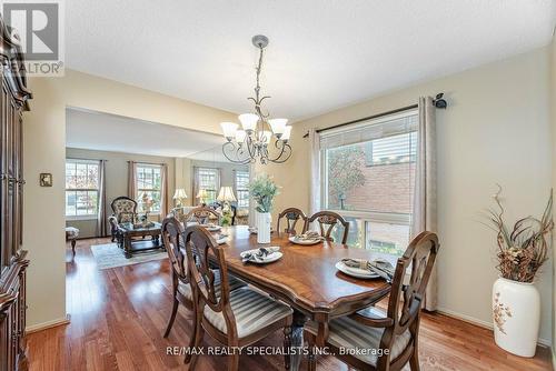 92 Mikado Crescent, Brampton, ON - Indoor Photo Showing Dining Room